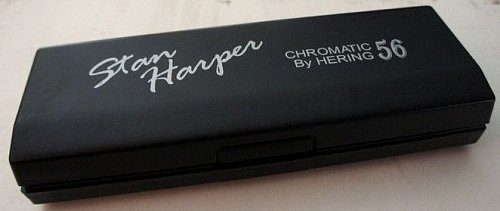 Хроматическая губная гармоника Hering Stan Harper 56 A купить в Москве: цены, доставка, фото Хроматическая губная гармоника Hering Stan Harper 56 A купить в Москве: цены, доставка, фото